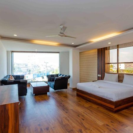 Hotel Doon Dehradun Eksteriør billede