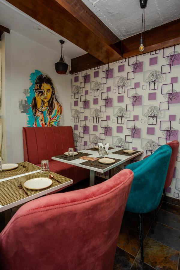 Hotel Doon Dehradun Eksteriør billede