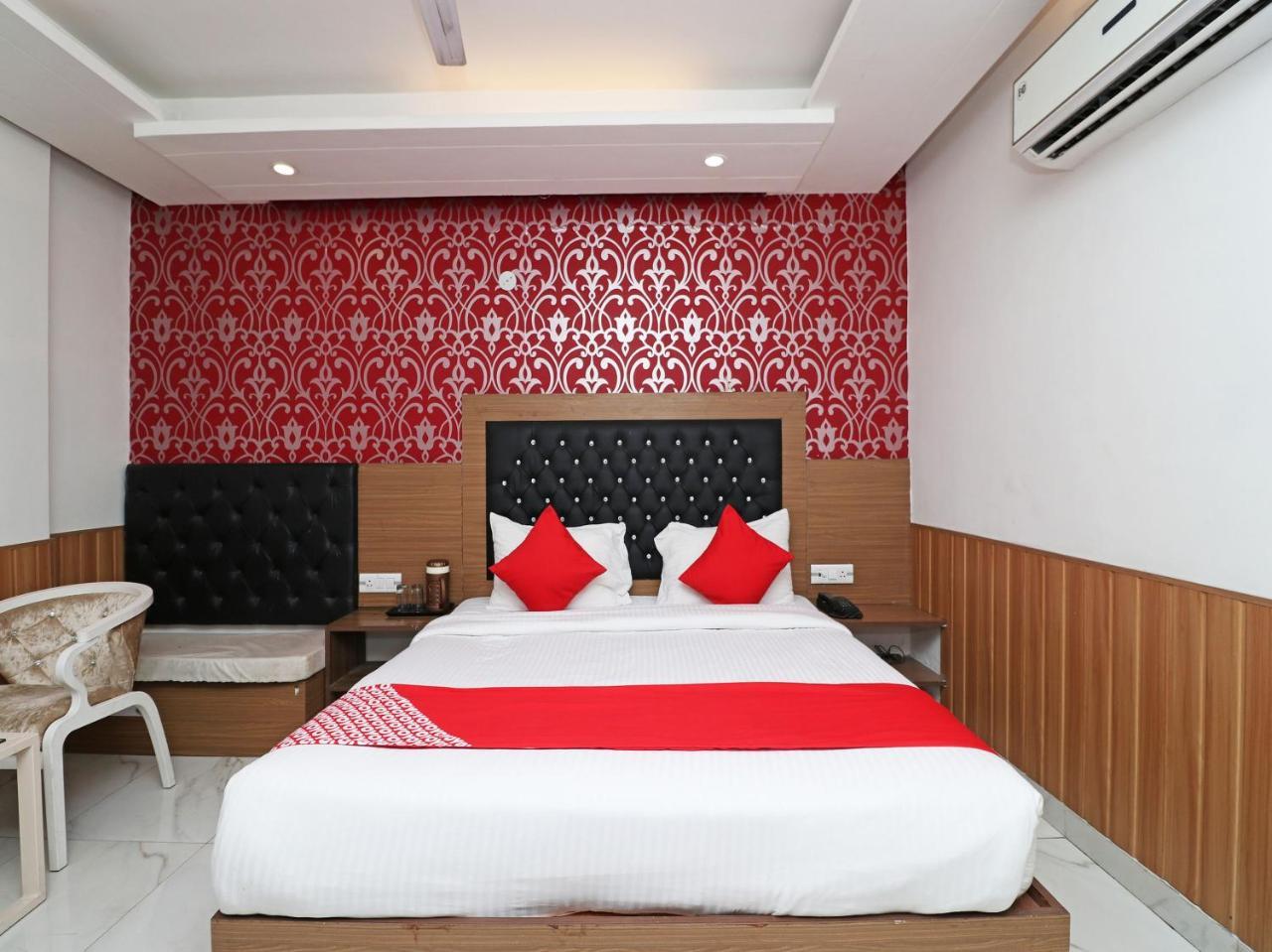 Hotel Doon Dehradun Eksteriør billede
